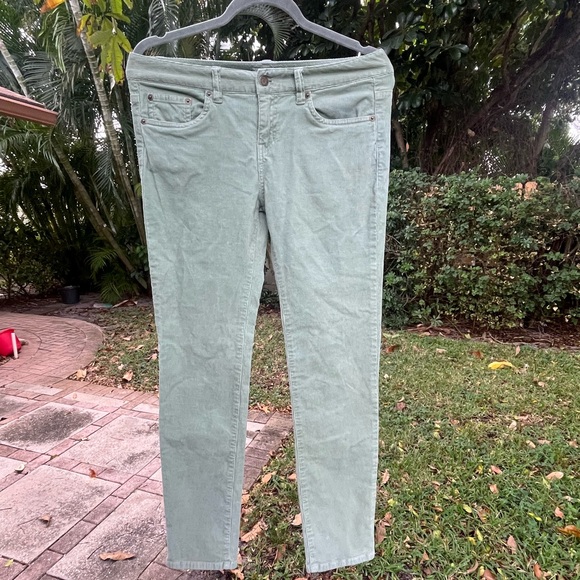 Vineyard Vines Light Green Corduroy Jeans - Picture 8 of 11